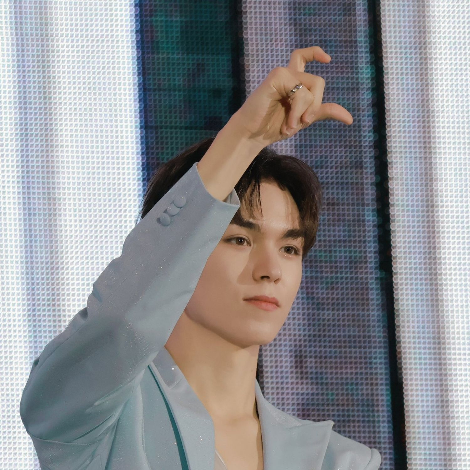Latest photo of Vernon (SEVENTEEN)