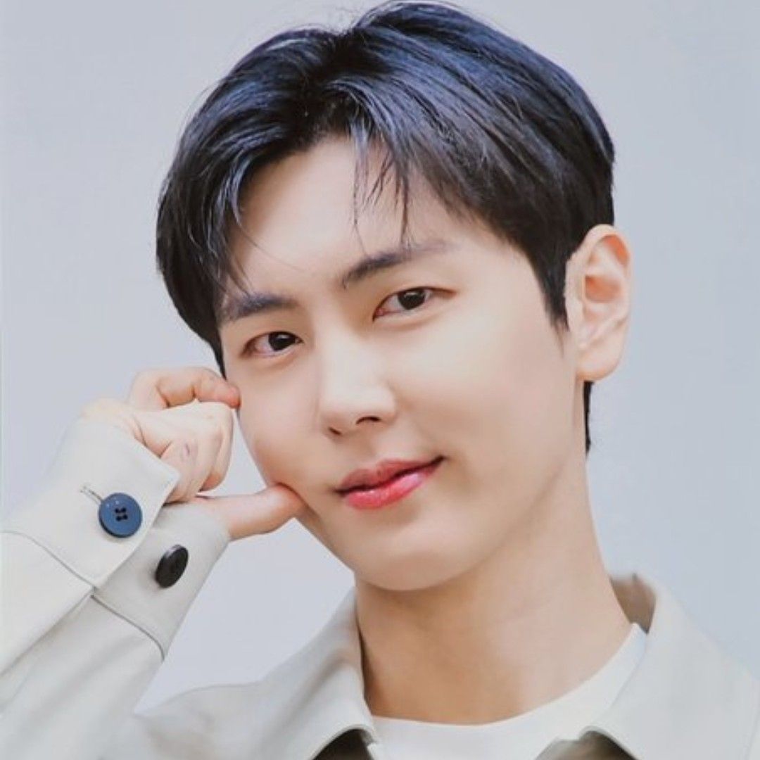 Latest photo of Jaeyoon (SF9)