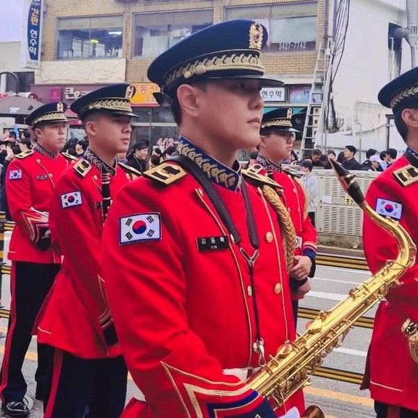 Latest photo of DK (iKON)