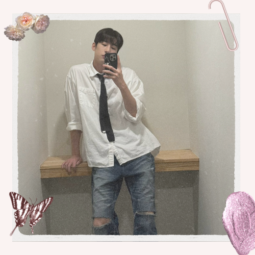 Recent activity shot of Han Seungwoo