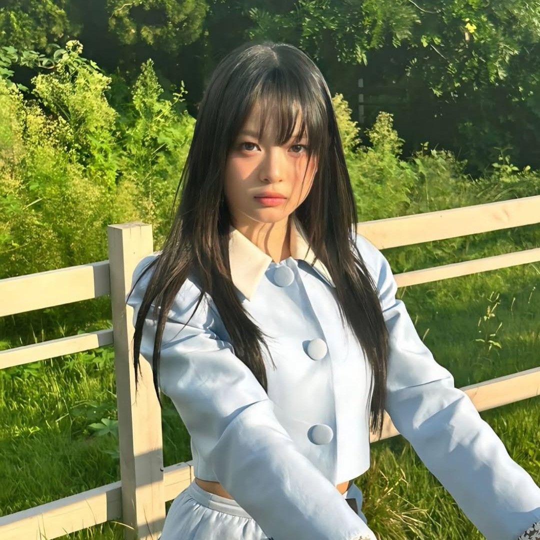 Recent activity shot of NewJeans