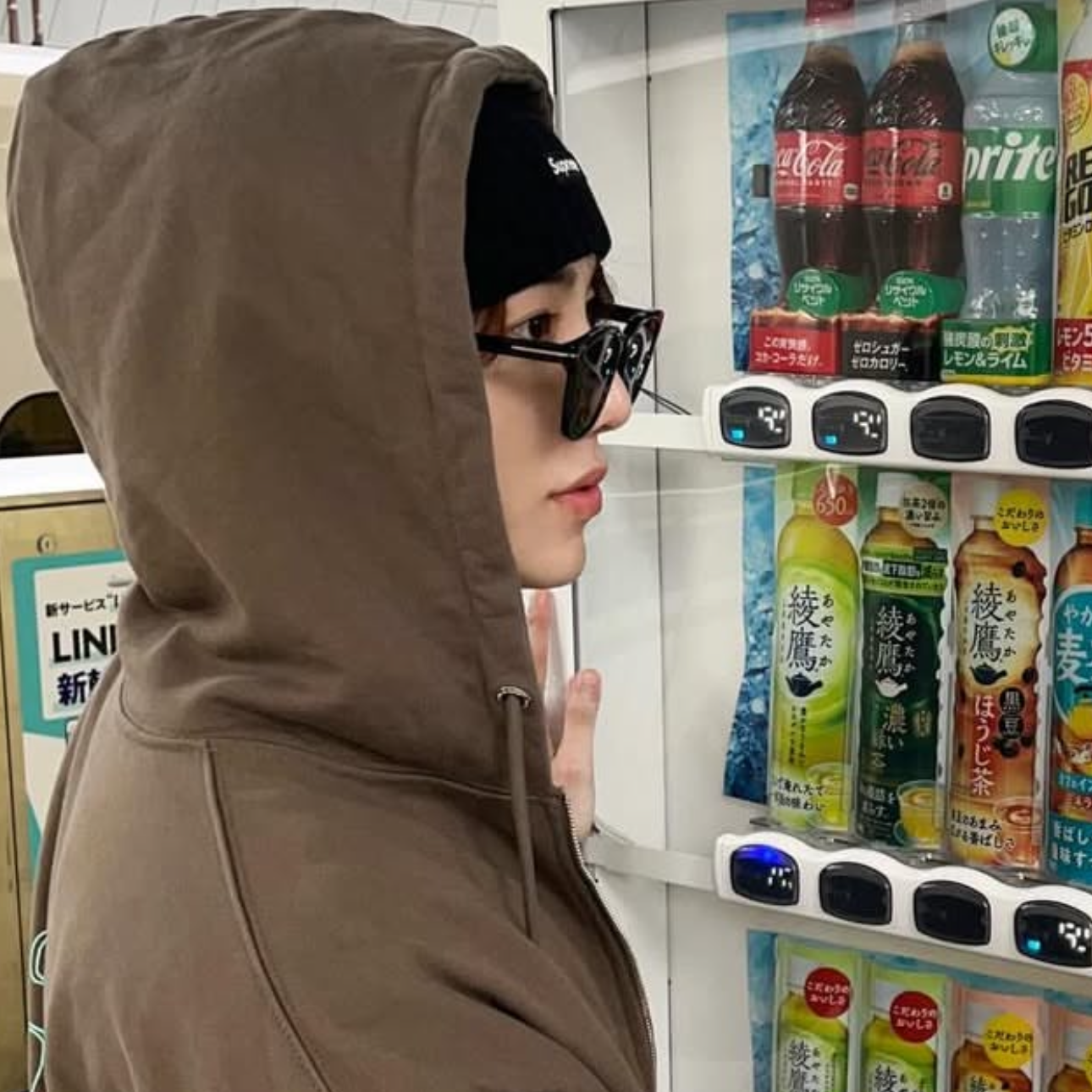 Behind-the-scenes cut of KAZUTA (n.SSign)