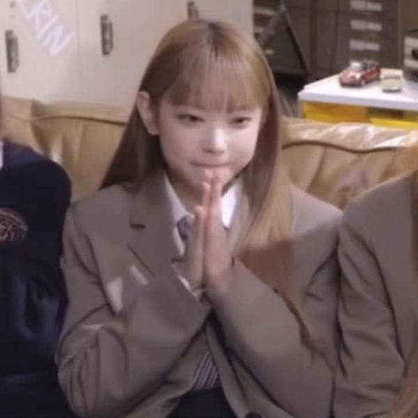 해린 (뉴진스)의 매력을 담은 최애돌 대표 사진