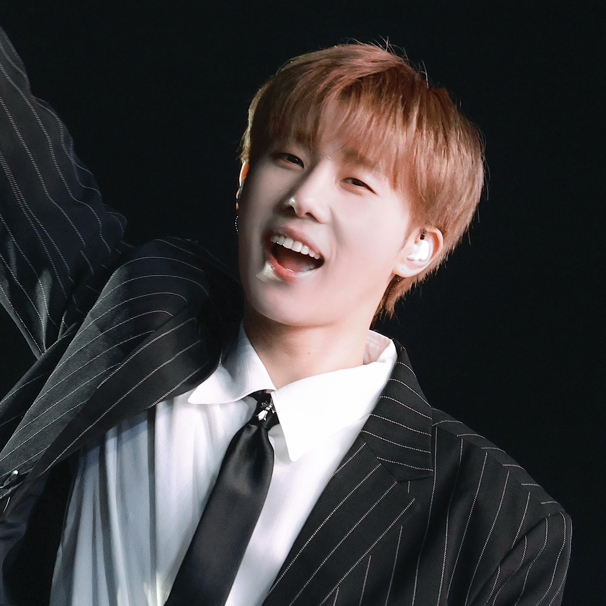 Recent activity shot of Sungkyu (INFINITE)
