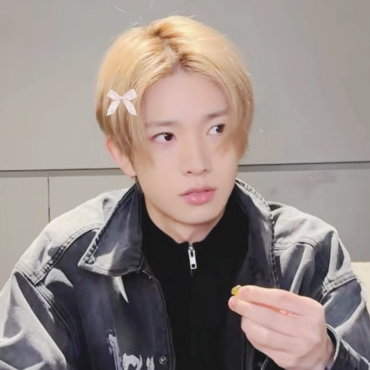 Foto terbaru Heeseung (ENHYPEN)