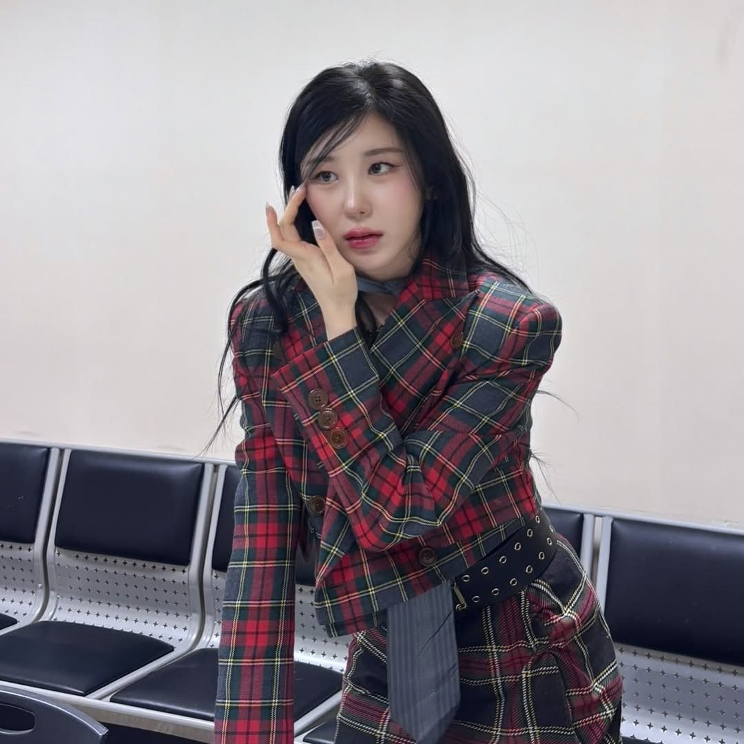 Latest photo of Lee Chaeyeon