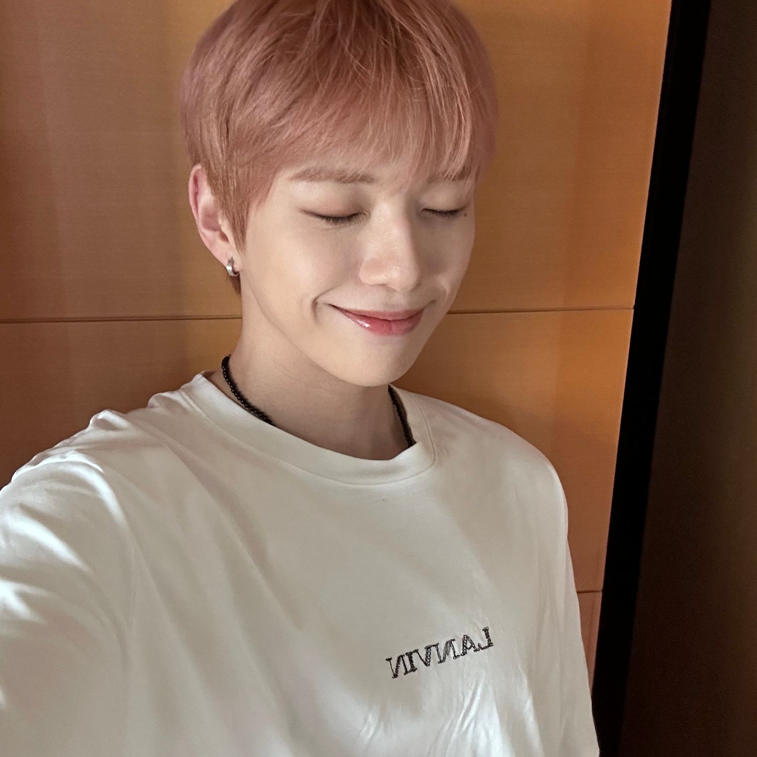 A moment captured by Kang Daniel's fan