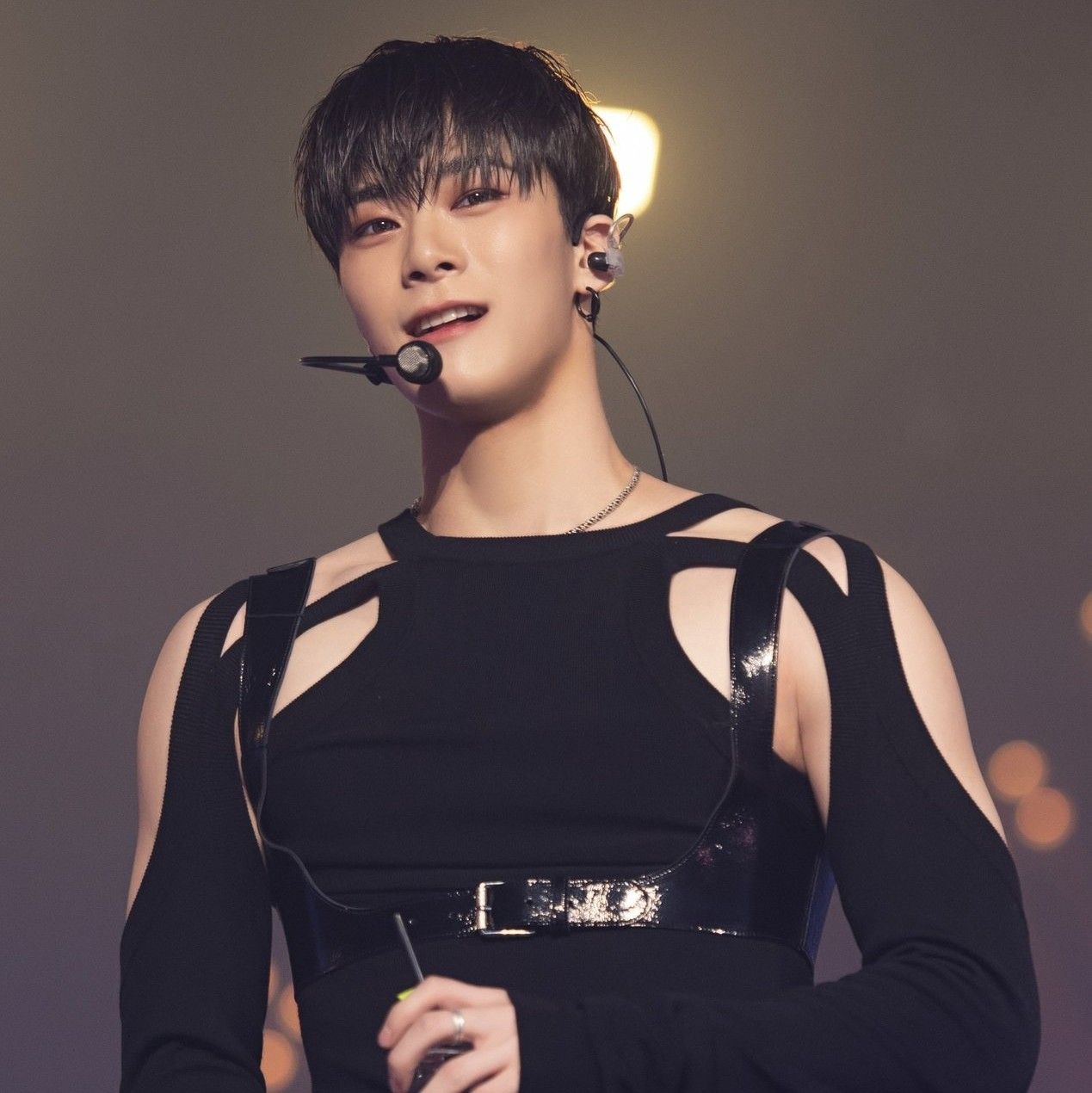 ASTROの最近の活動写真