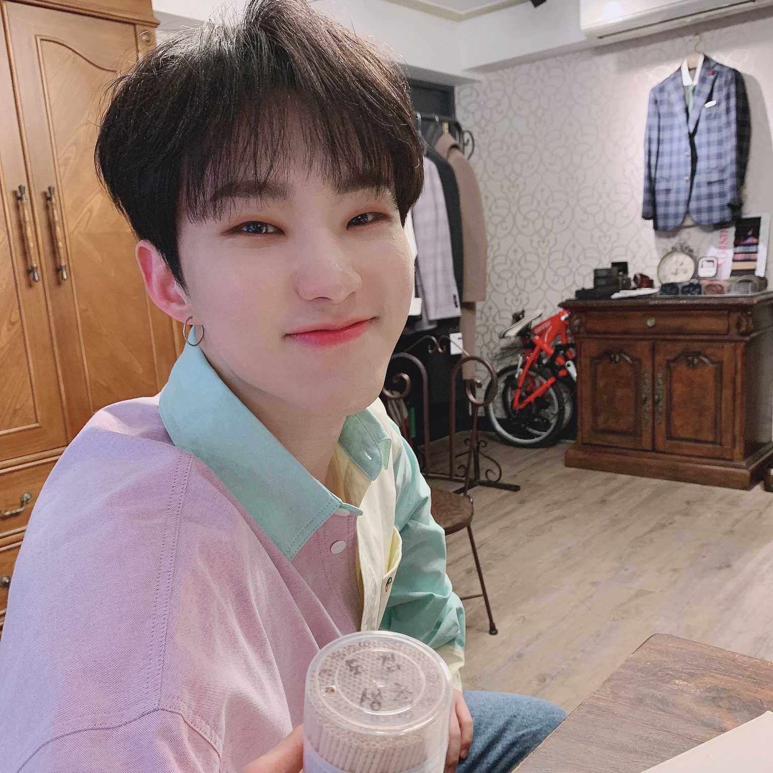 Recent activity shot of Hoshi (SEVENTEEN)
