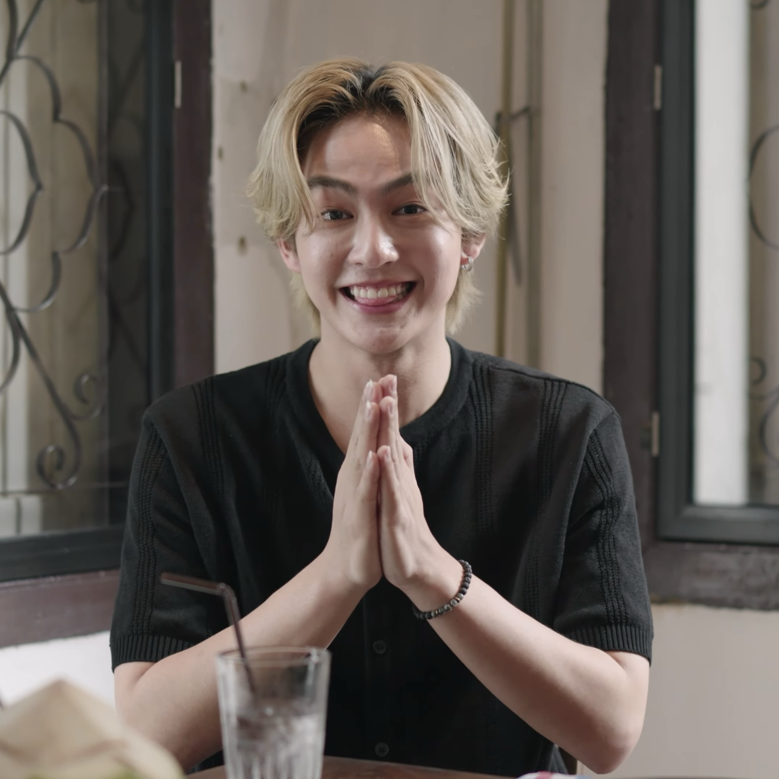 A moment captured by Heart (BUS)'s fan