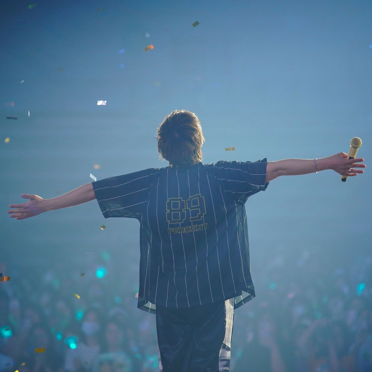 A moment captured by Onew (SHINee)'s fan
