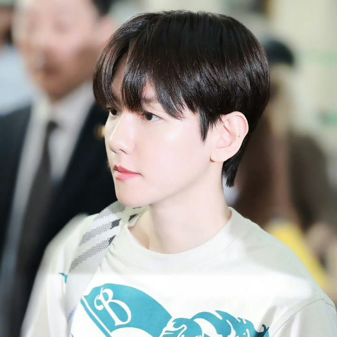 A moment captured by Baekhyun (EXO)'s fan