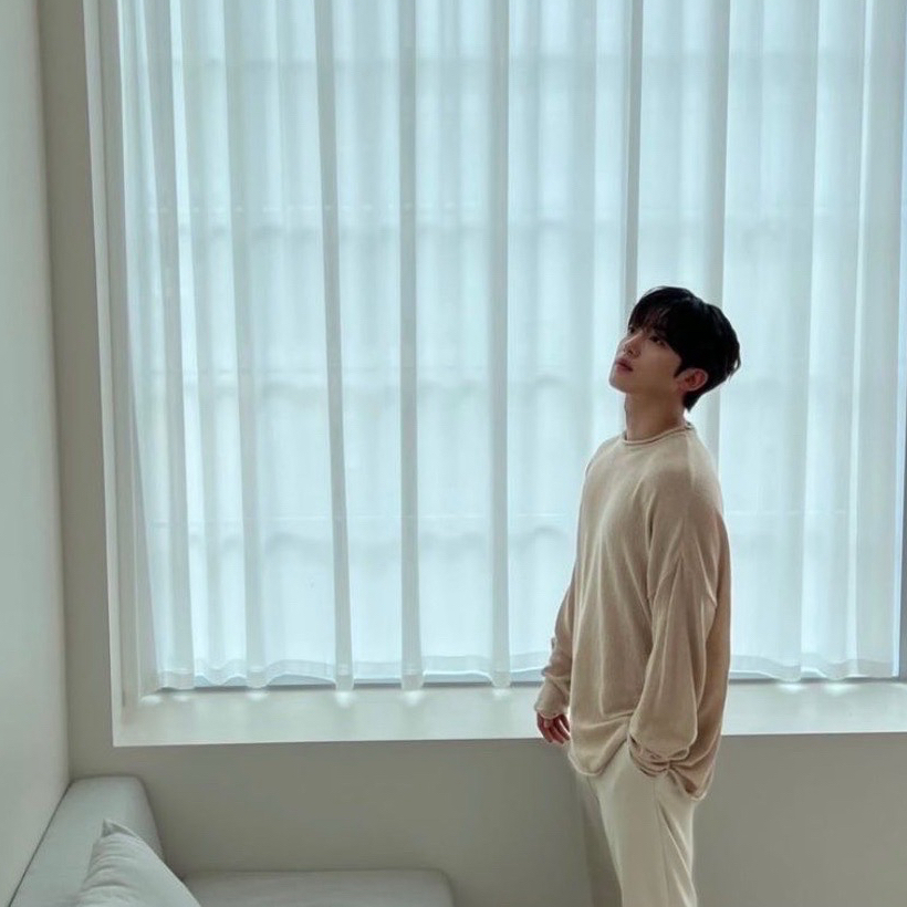 Behind-the-scenes cut of Kim Yohan (WEi)