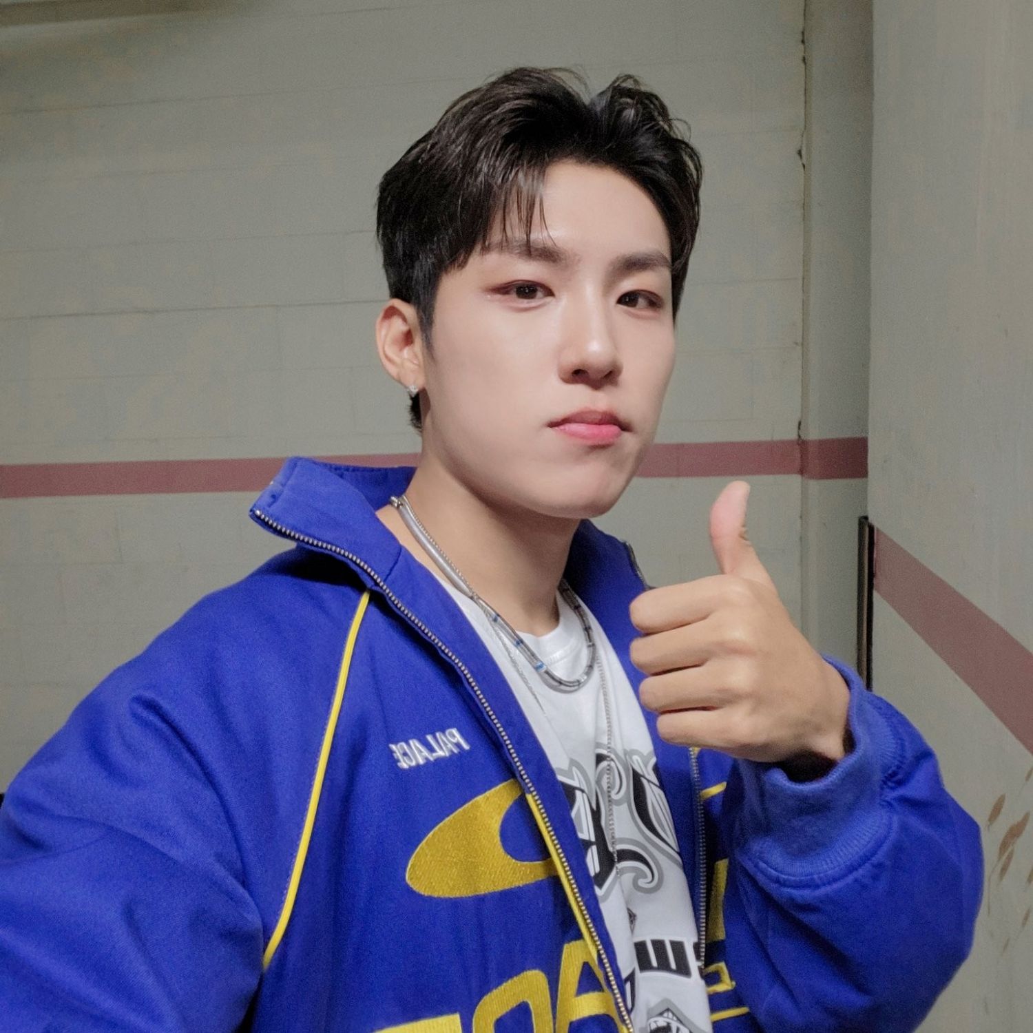 A moment captured by Park Woojin (AB6IX)'s fan