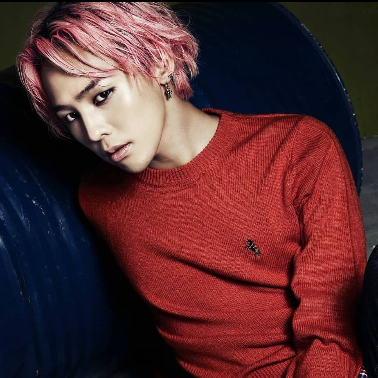 Behind-the-scenes cut of G-DRAGON (BIGBANG)