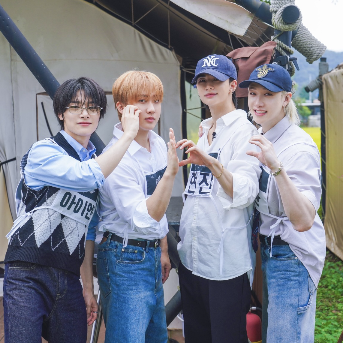 Behind-the-scenes cut of Stray Kids