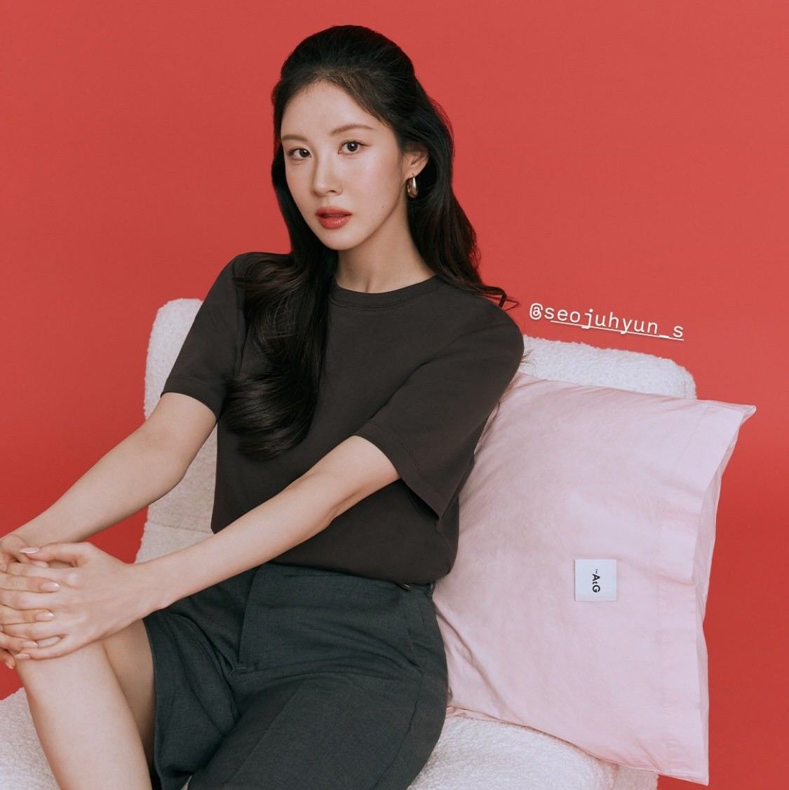 Foto aktivitas terbaru Seohyun (Girls' Generation)