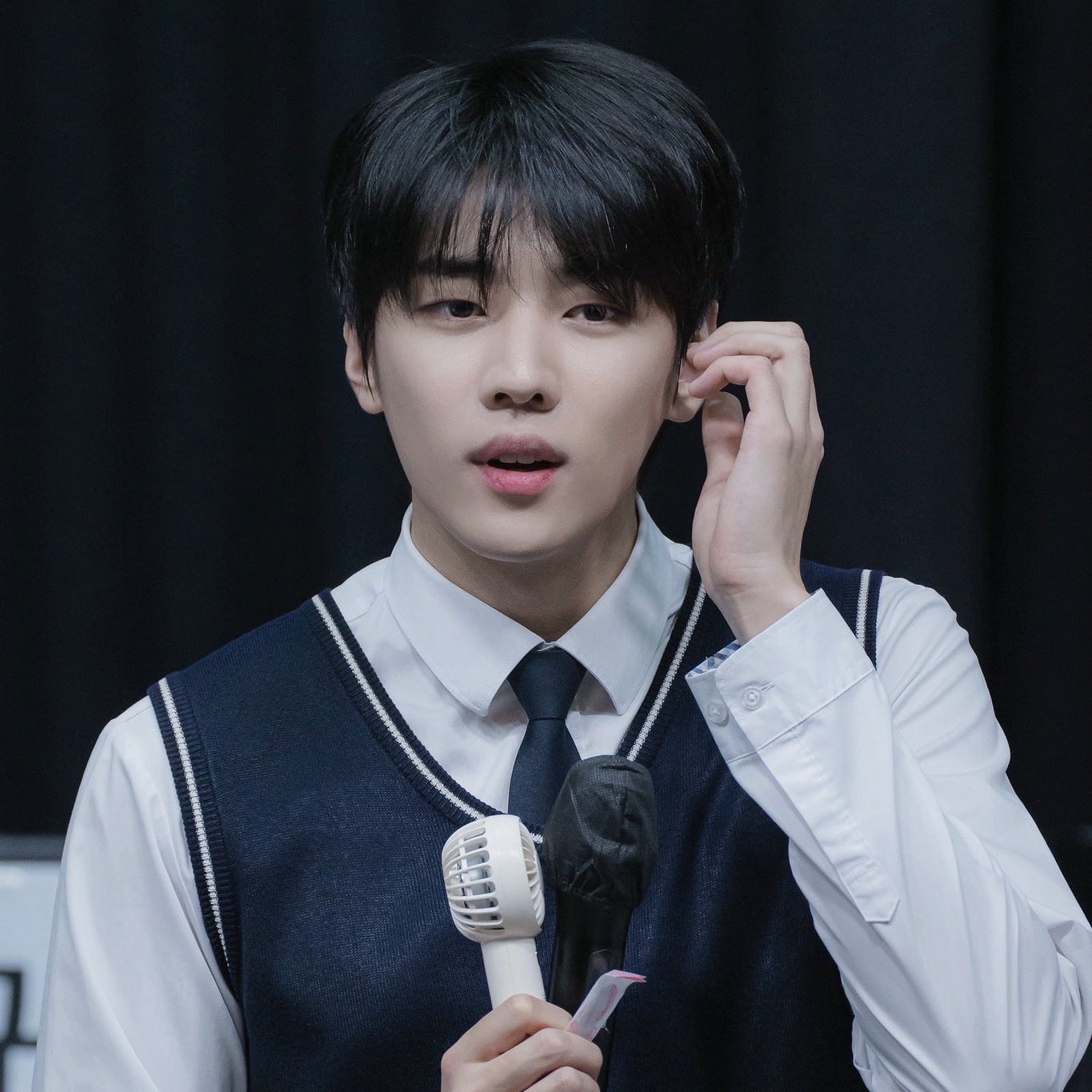 Behind-the-scenes cut of Jaechan (DKZ)