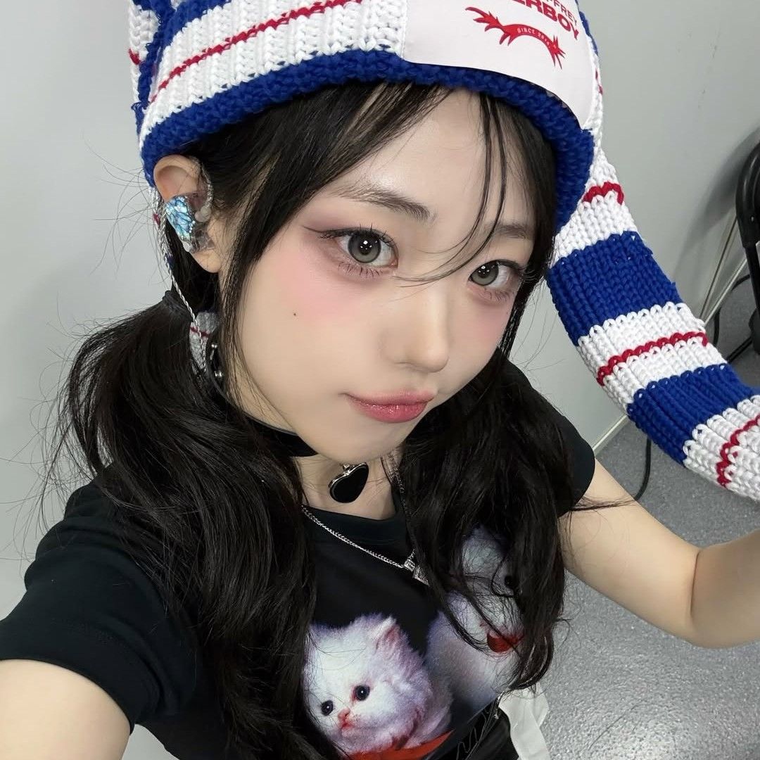 Latest photo of QWER