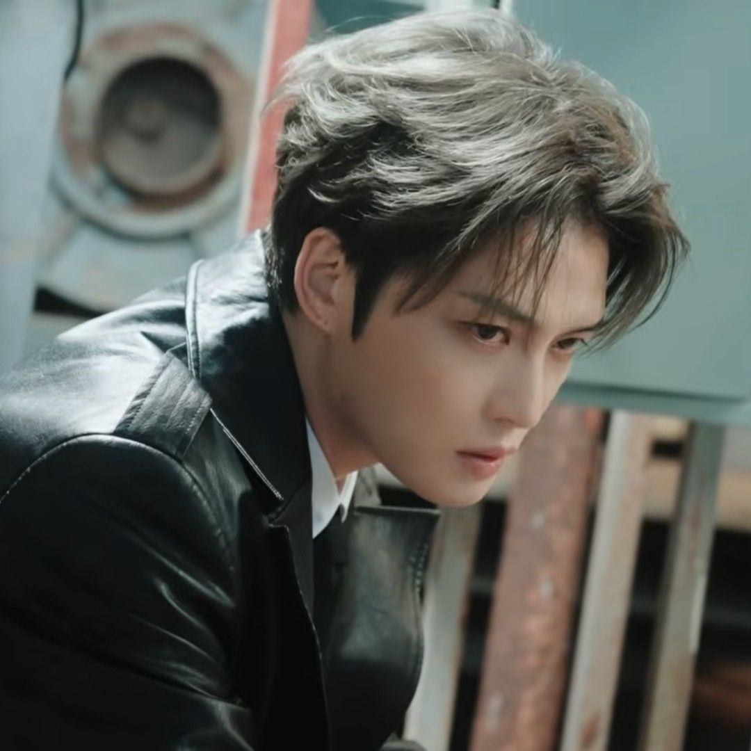 Recent activity shot of Kim Jaejoong (JX)