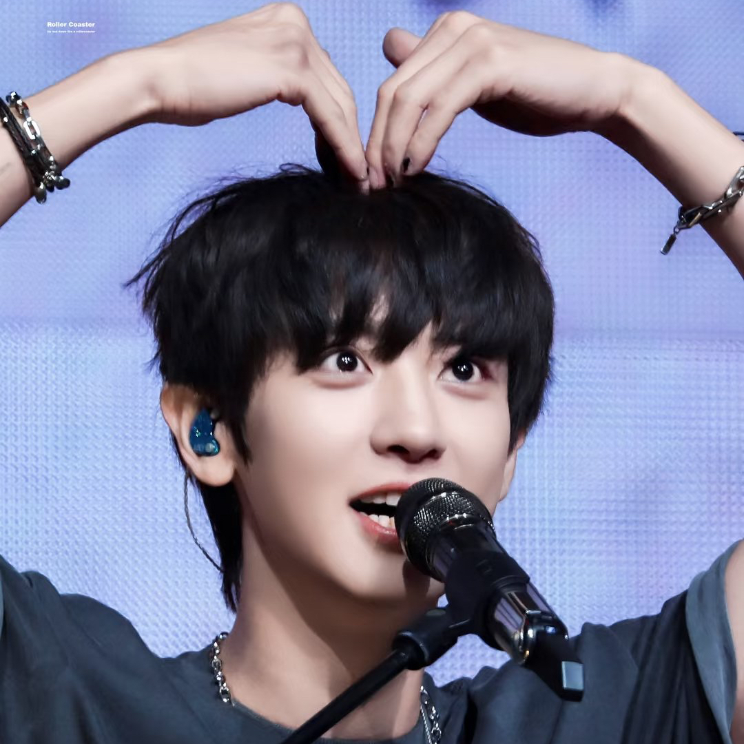 Momen yang diabadikan oleh penggemar Chanyeol (EXO)