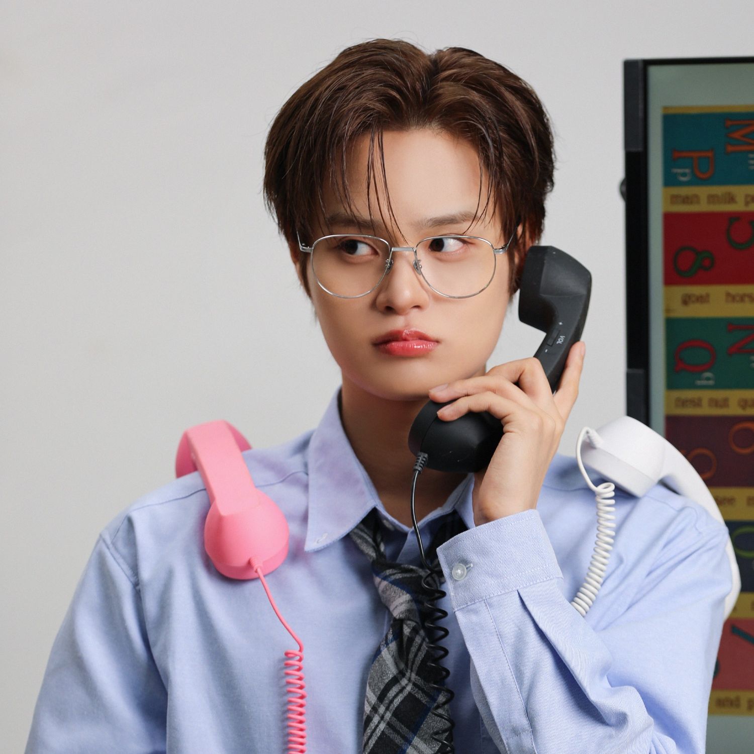 A moment captured by Lee Daehwi (AB6IX)'s fan