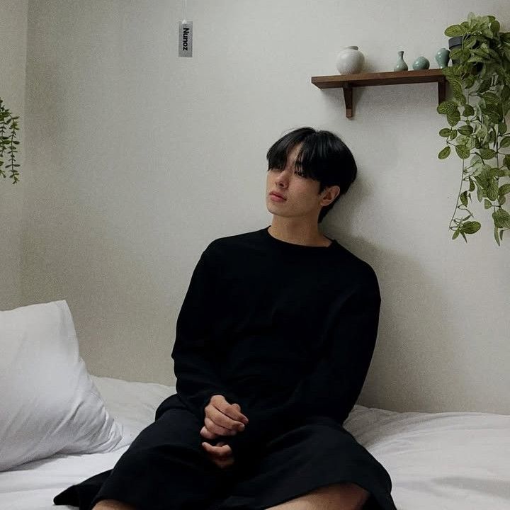 Behind-the-scenes cut of Ryu Junmin (ATBO)