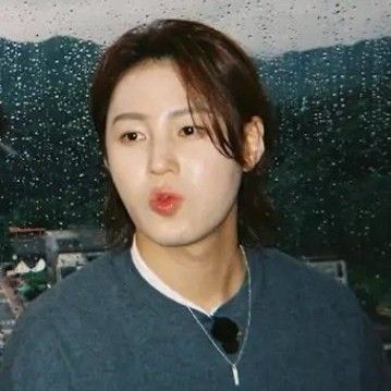 하성운의 비하인드 컷