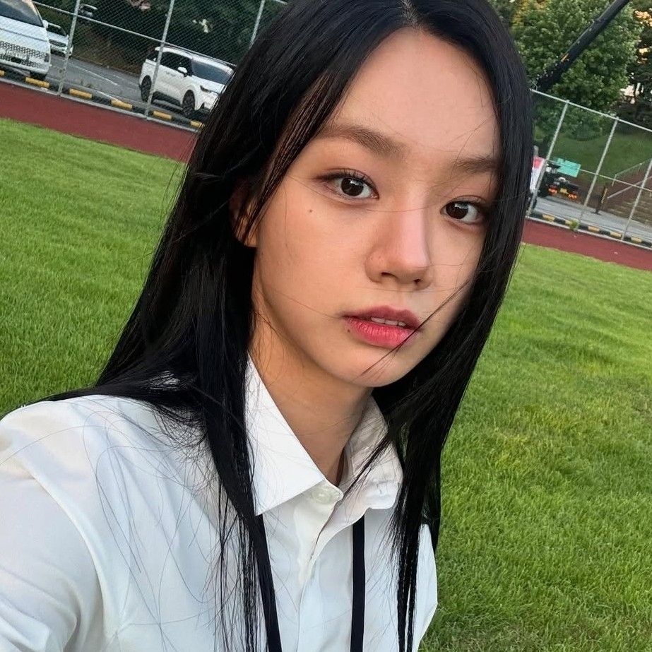 A moment captured by Girl's Day's fan