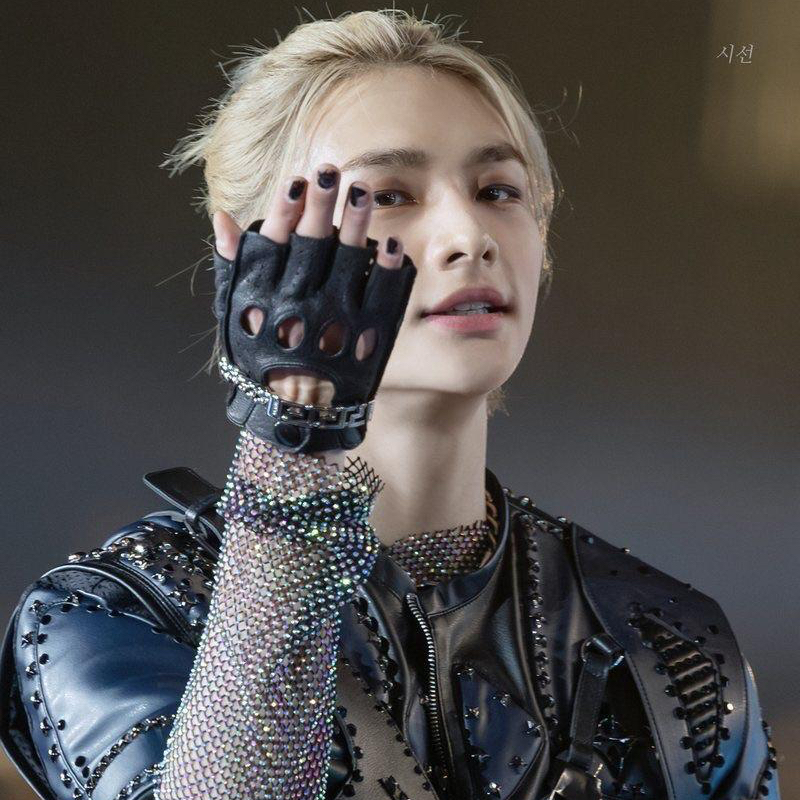 Recent activity shot of Hyunjin (Stray Kids)