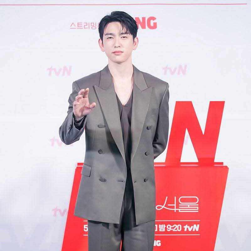 진영 (GOT7) 최근 활동샷