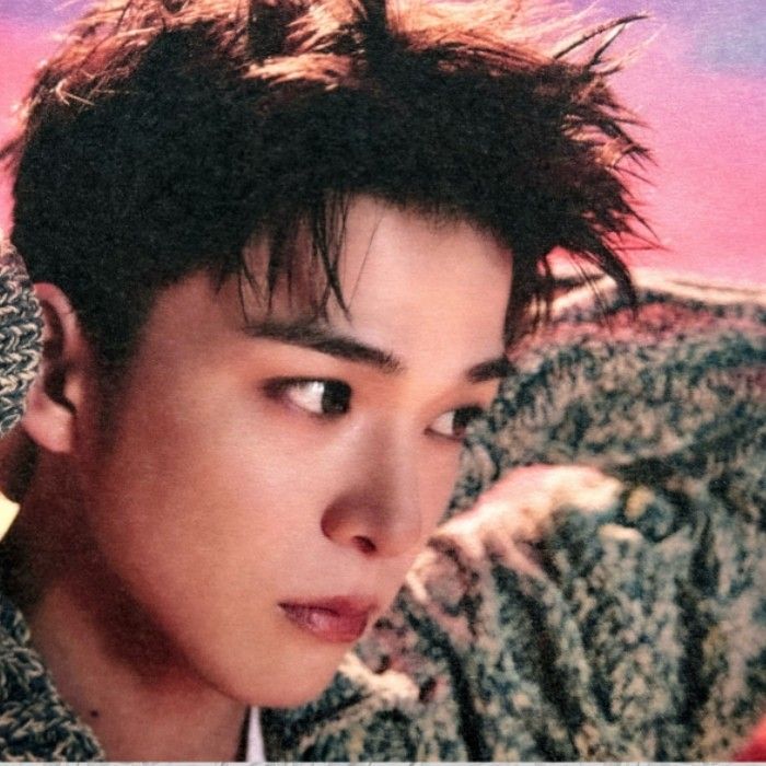 Behind-the-scenes cut of Asahi (TREASURE)