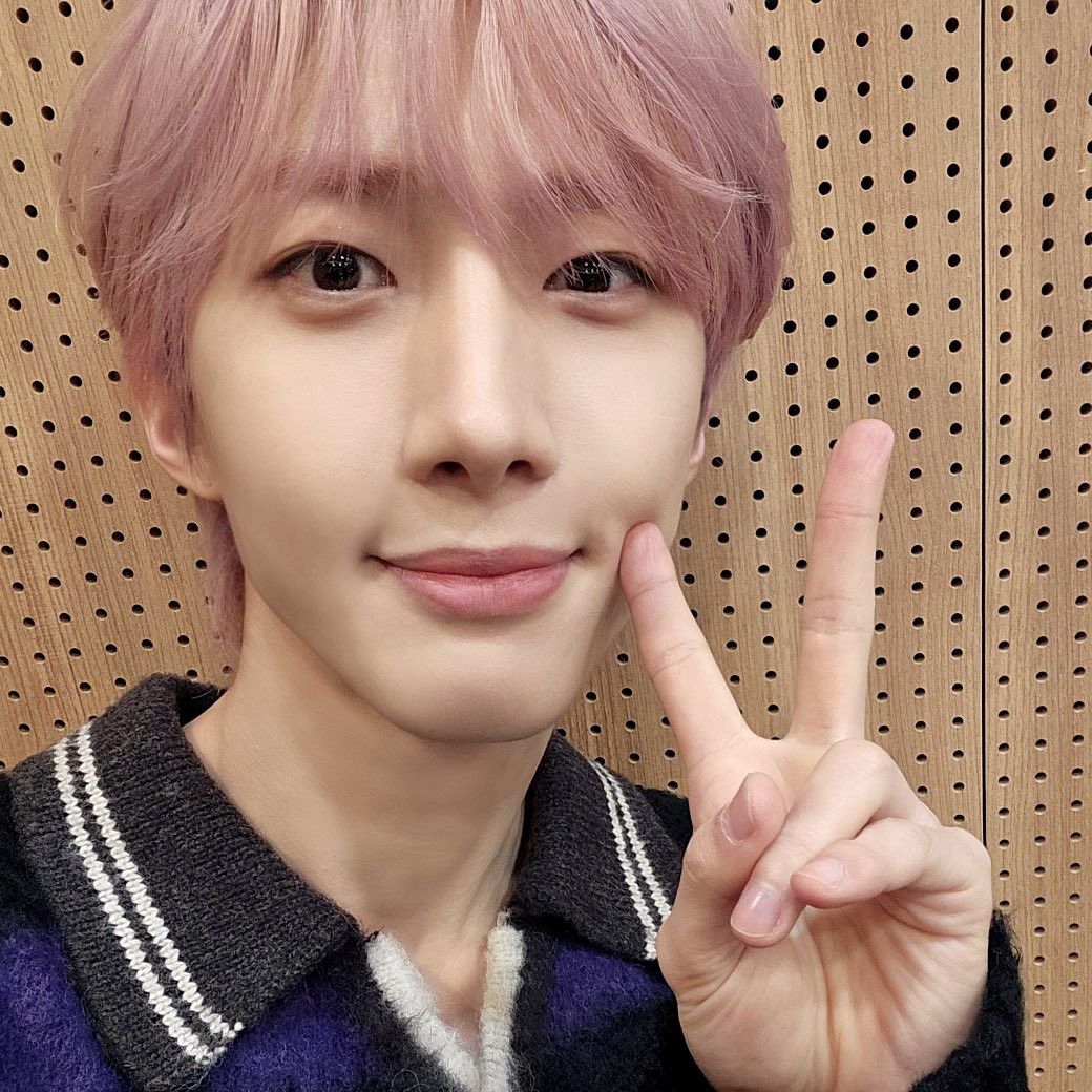 フイ (PENTAGON)の最近の活動写真