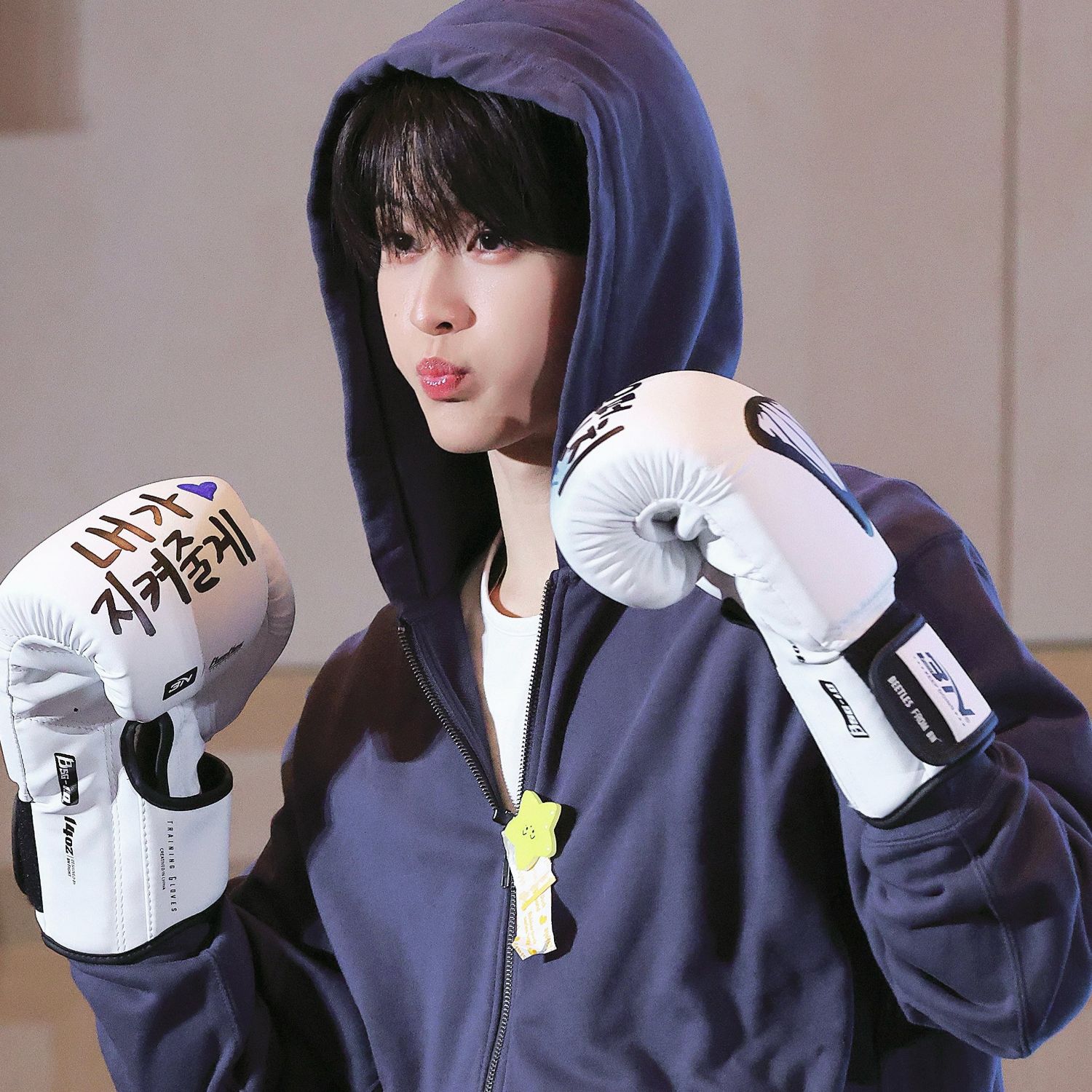 A moment captured by Mark (NCT 127, NCT DREAM)'s fan