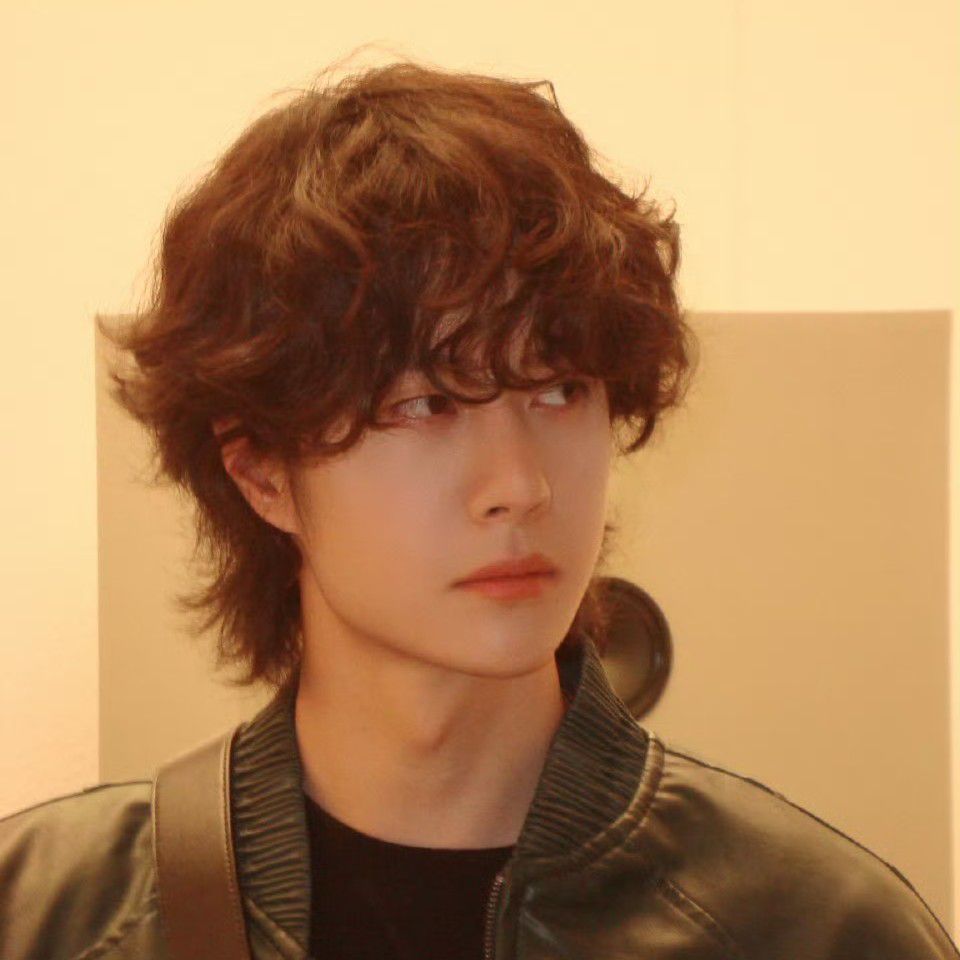 Recent activity shot of Wang Yibo