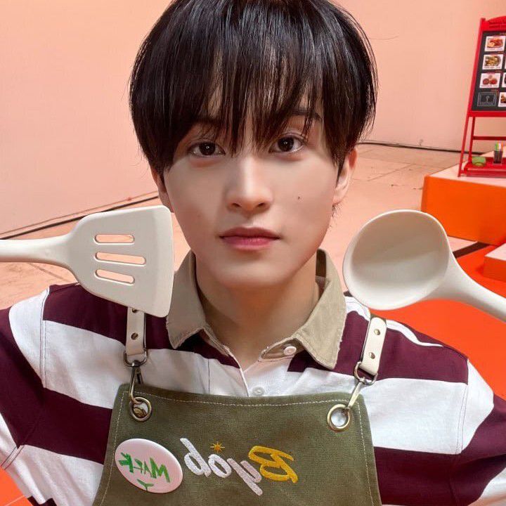 Recent activity shot of Mark (NCT 127, NCT DREAM)