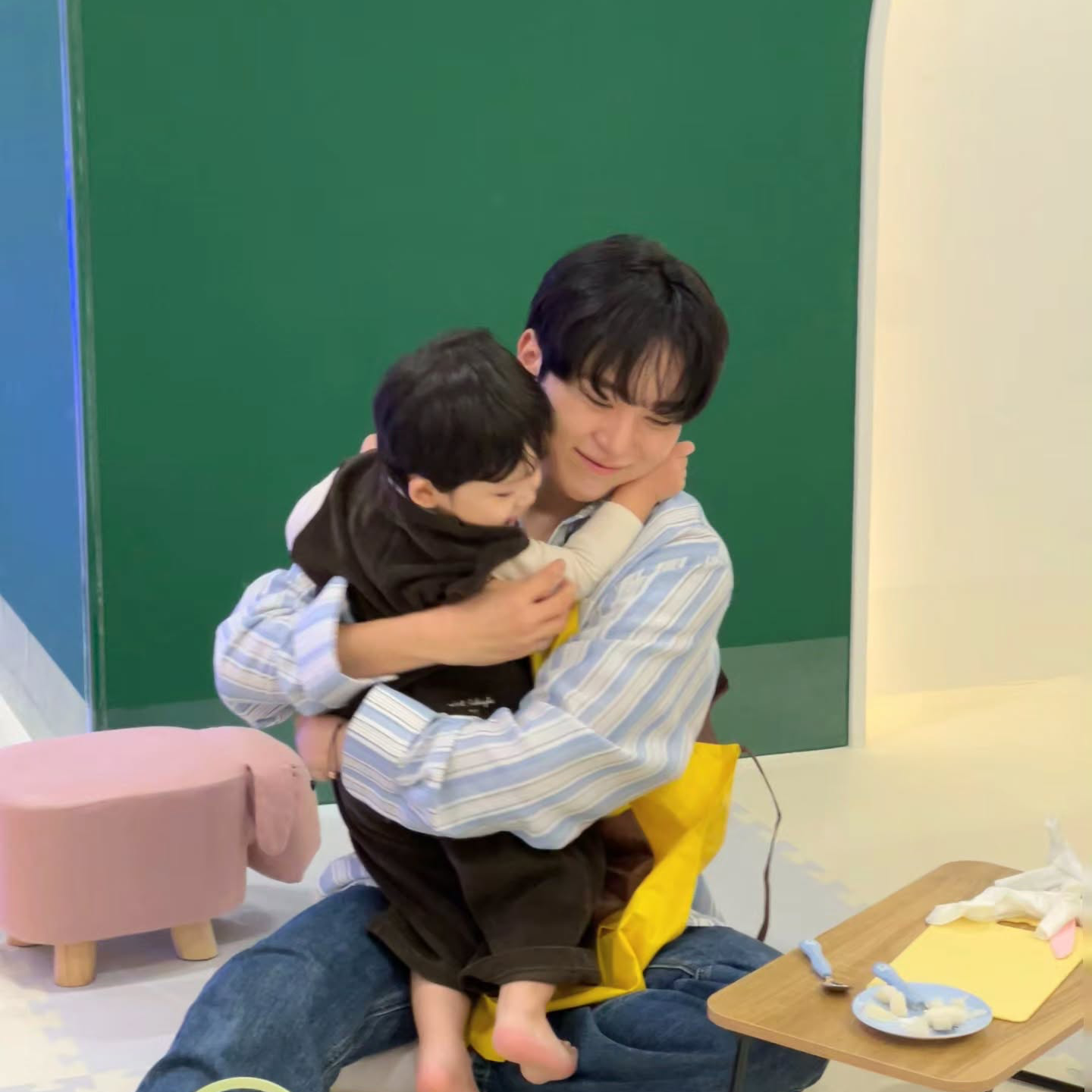 Latest photo of Seungkwan (SEVENTEEN)