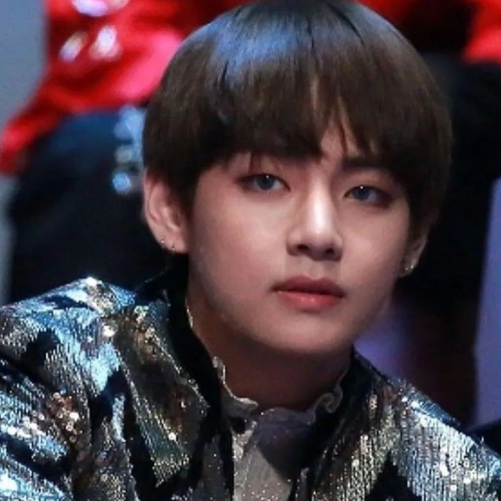 A moment captured by V (BTS)'s fan