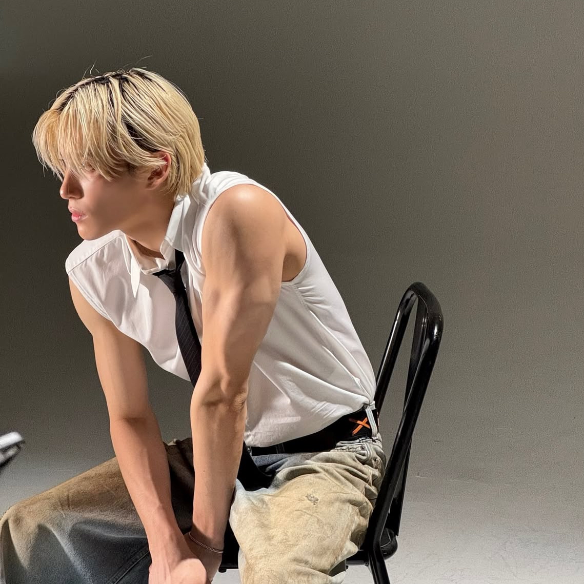Behind-the-scenes cut of Taeyang (SF9)