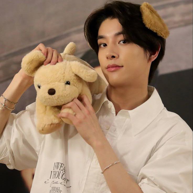 Recent activity shot of Jake (ENHYPEN)