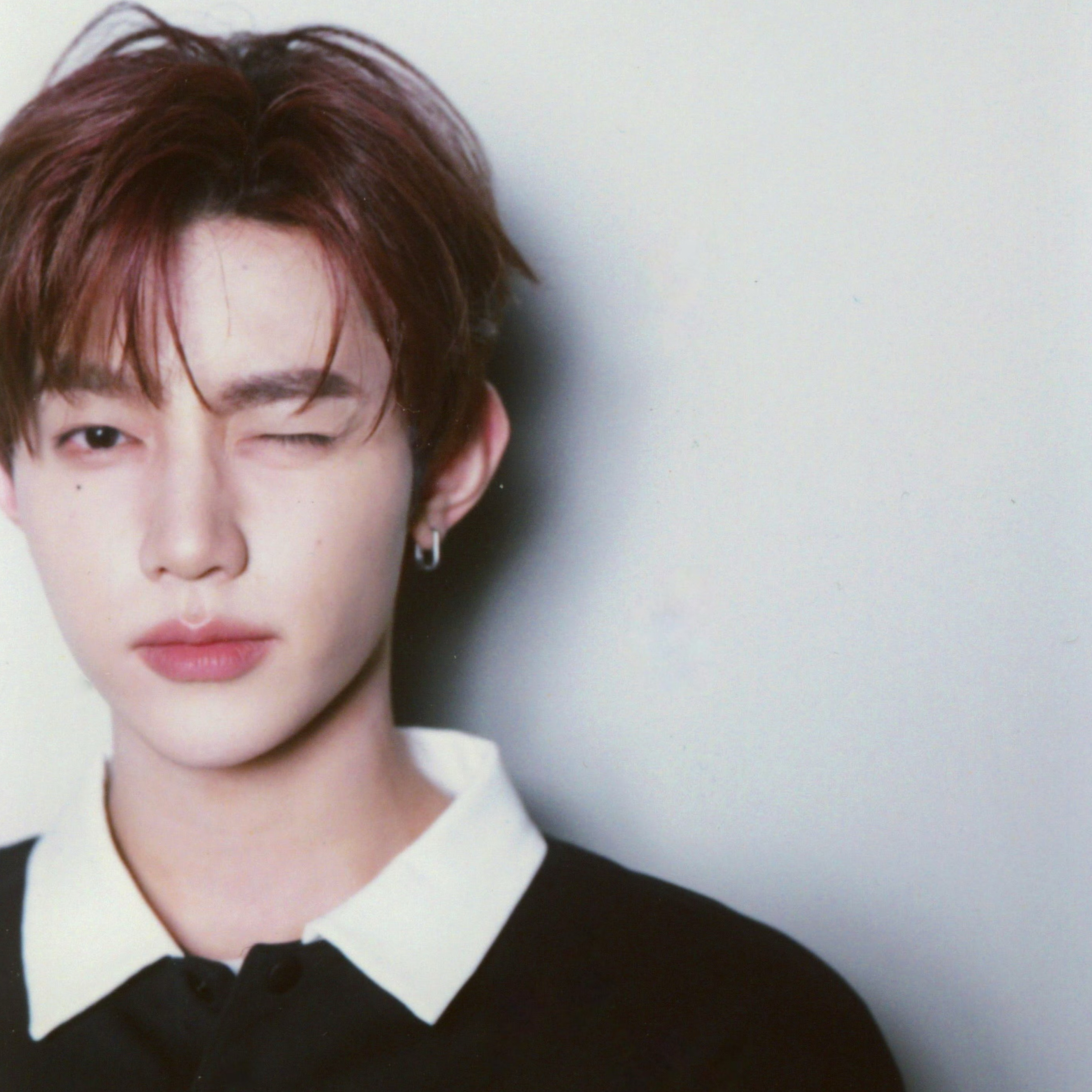 Behind-the-scenes cut of Zhang Hao (ZEROBASEONE)
