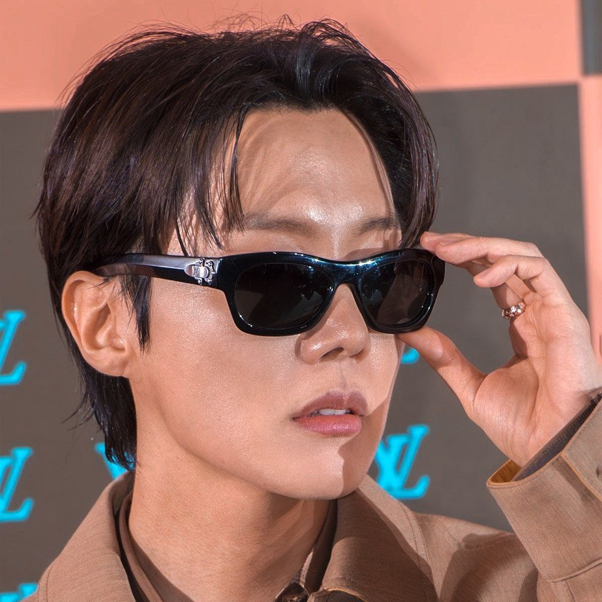 제이홉 (방탄소년단)의 비하인드 컷