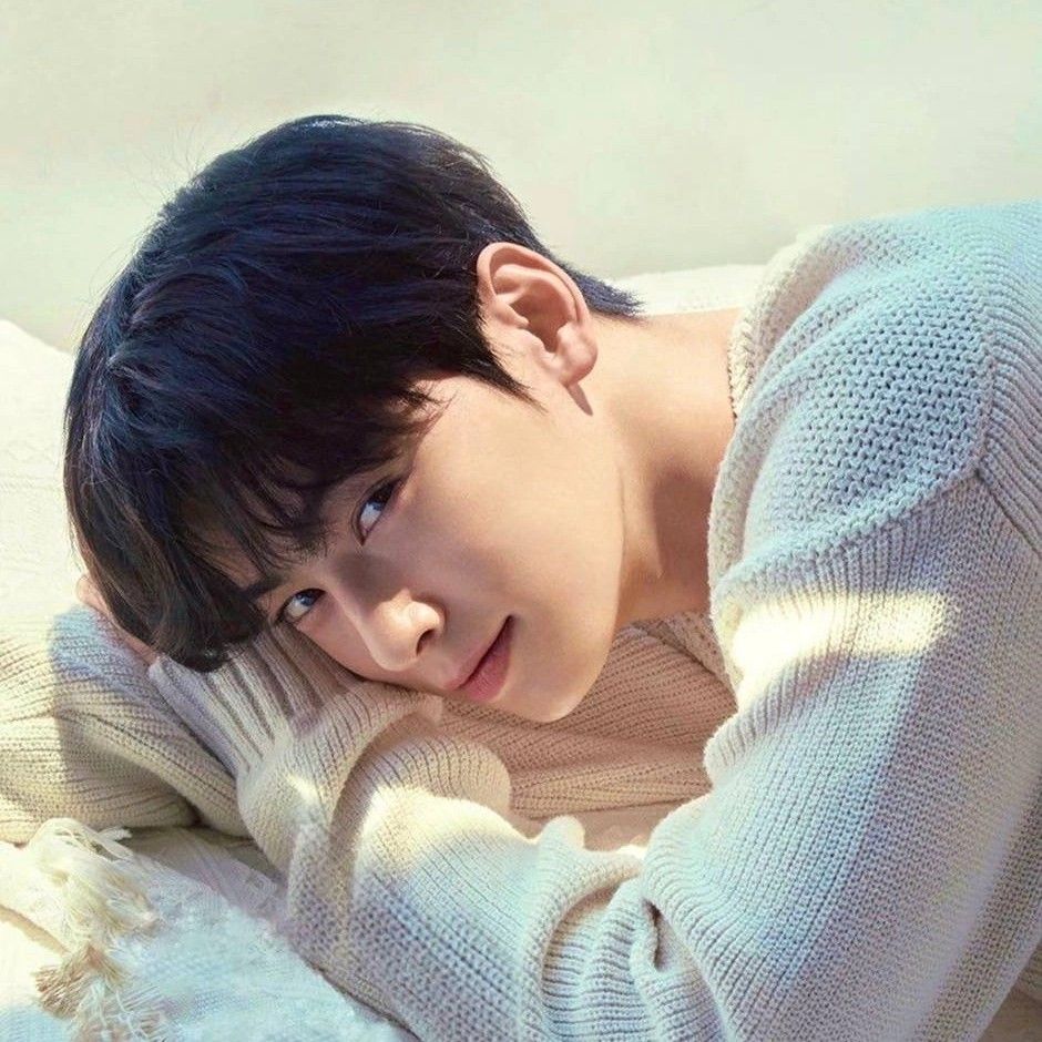 A moment captured by ASTRO's fan