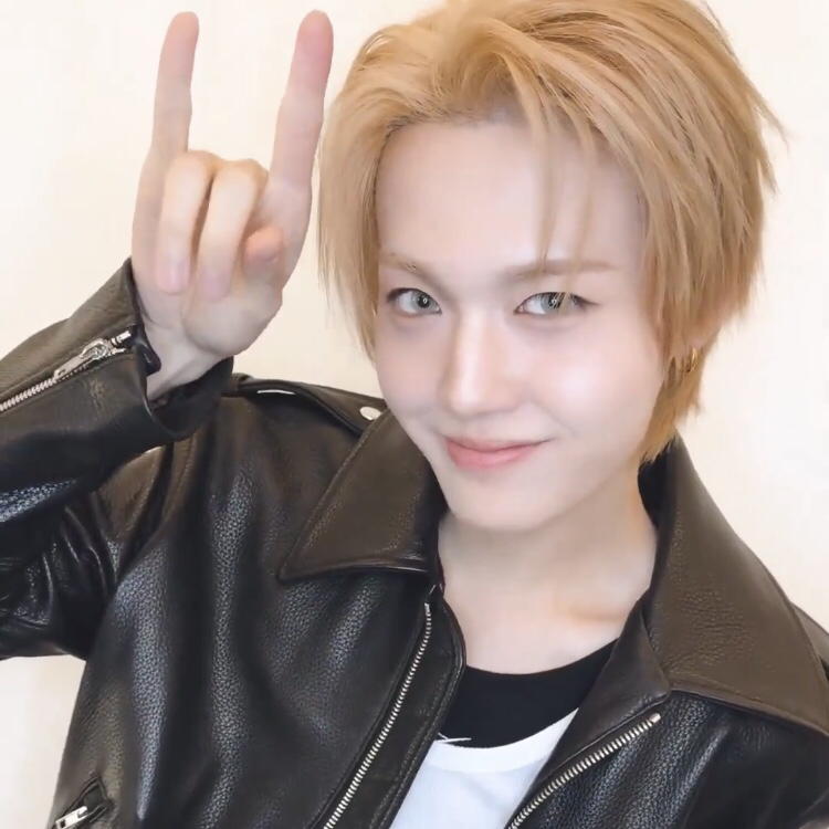 Behind-the-scenes cut of Doyoung (TREASURE)