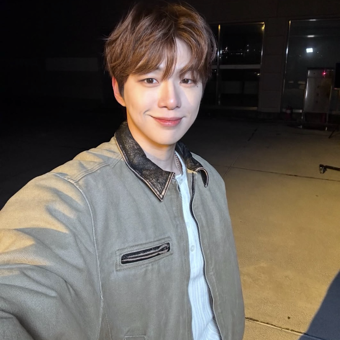 강다니엘 최근 활동샷