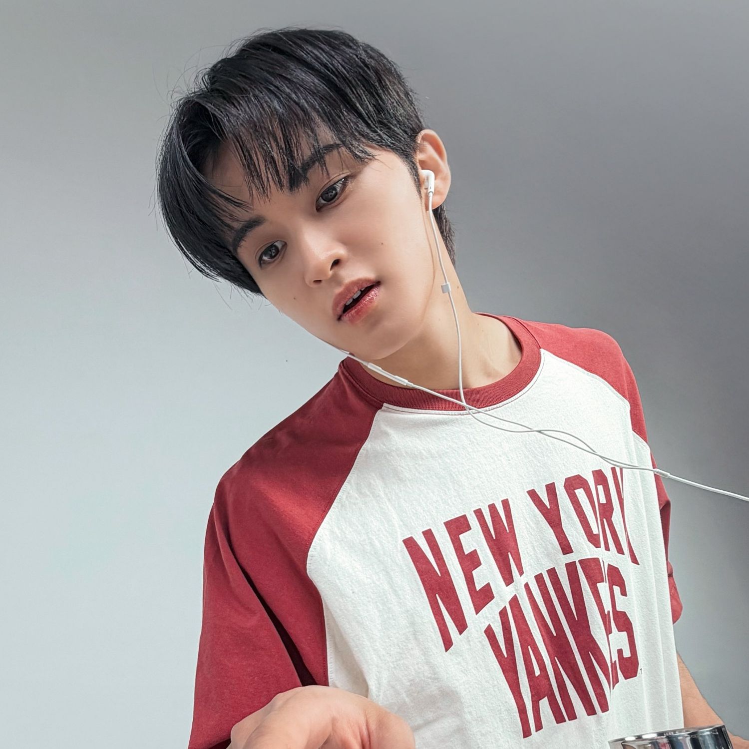 Behind-the-scenes cut of Mark (NCT 127, NCT DREAM)