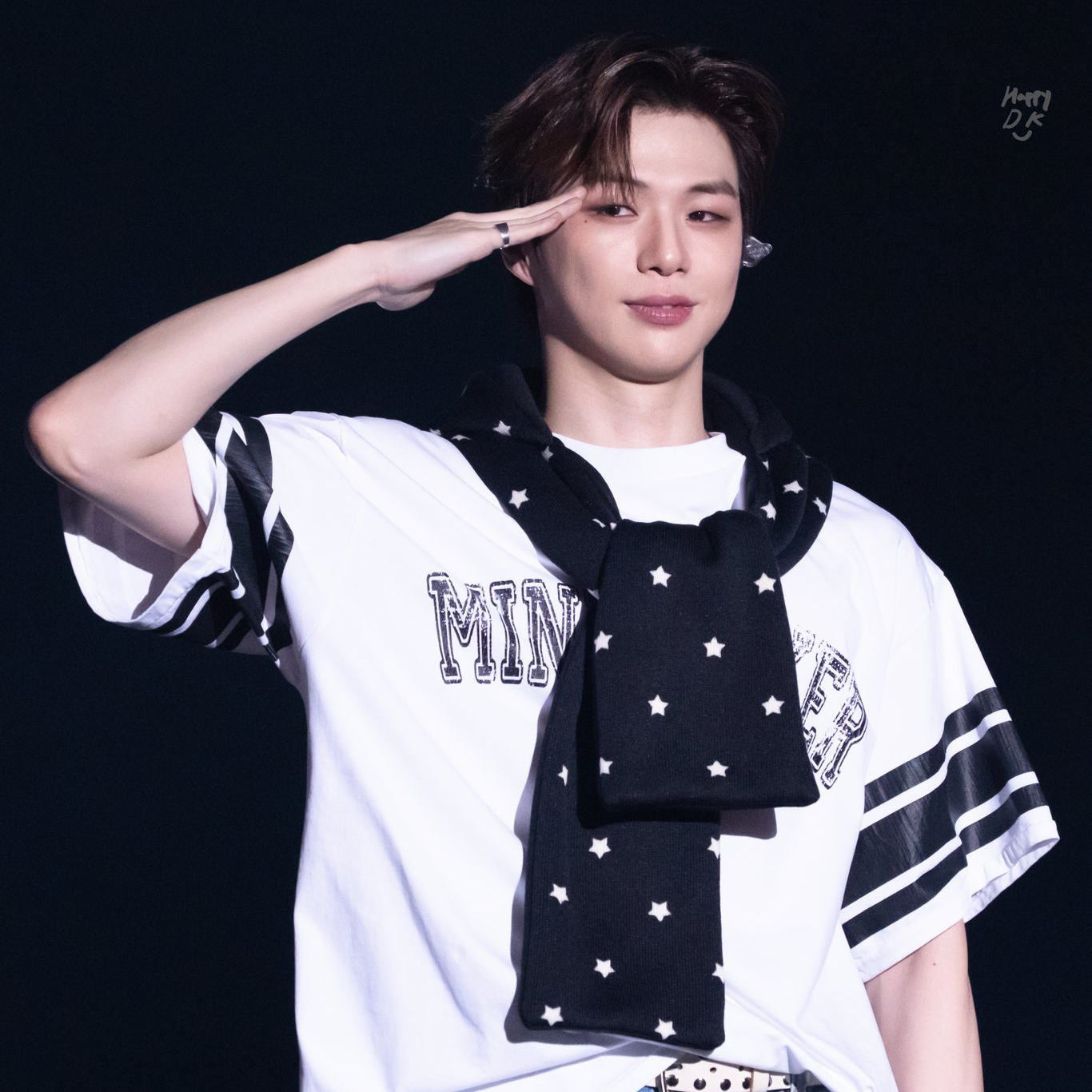 A moment captured by Kang Daniel's fan