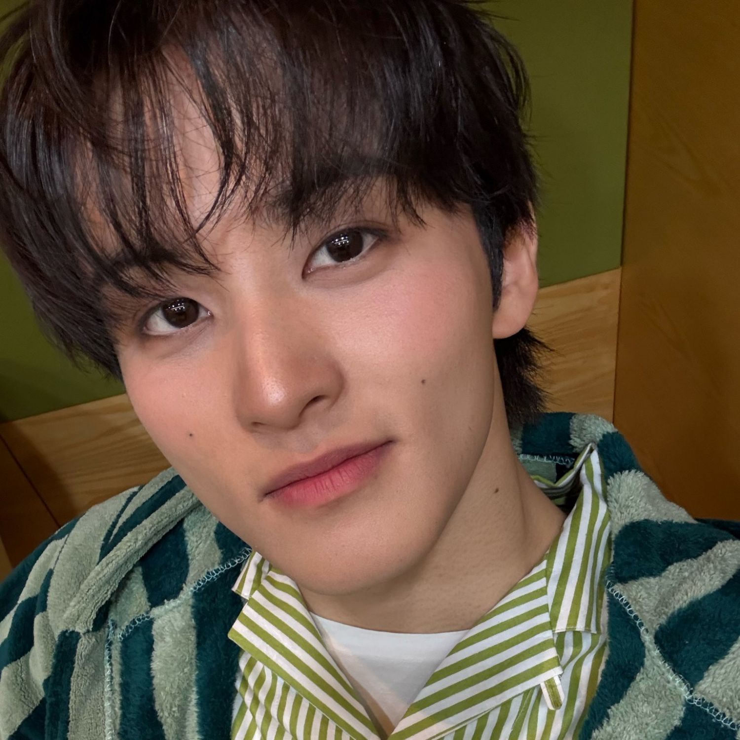 A moment captured by Mark (NCT 127, NCT DREAM)'s fan