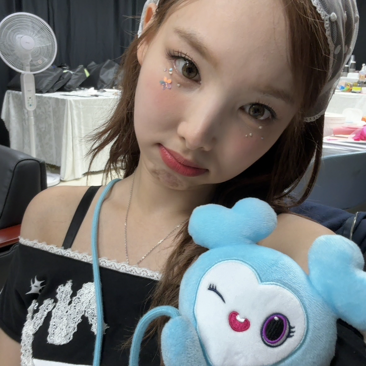 Momen yang diabadikan oleh penggemar Nayeon (TWICE)