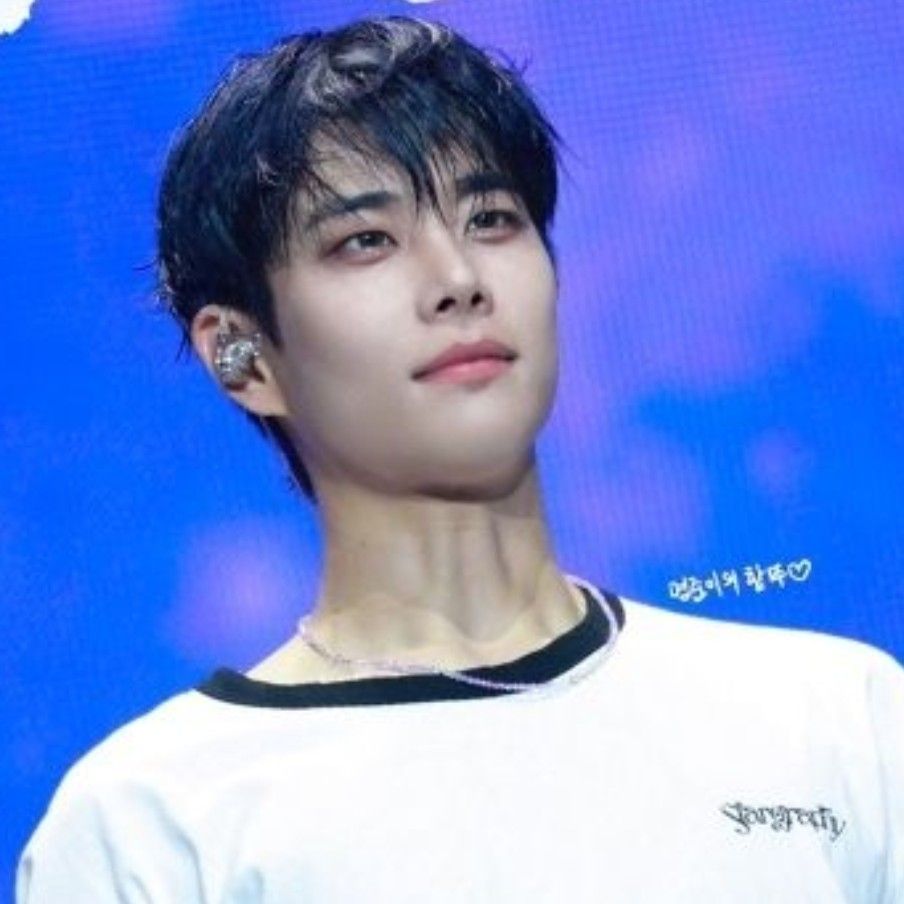 Latest photo of MJ (ASTRO)